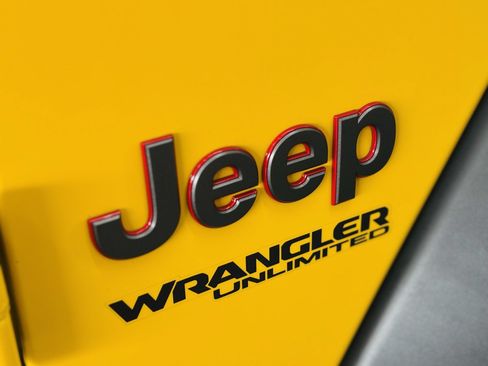 Used 2019 Jeep Wrangler Unlimited Rubicon AWD/4WD image 7