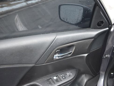 Used 2017 Honda Accord Sport image 13