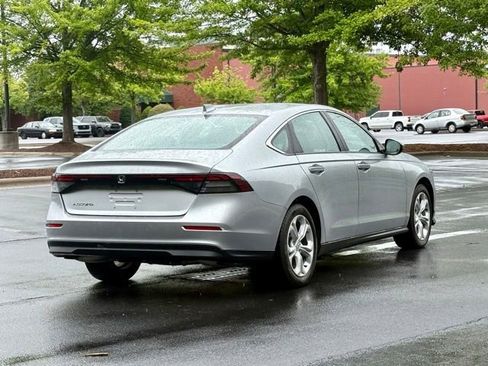 Used 2024 Honda Accord LX image 7