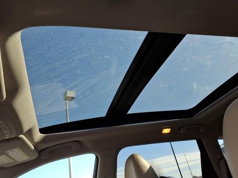 Used 2020 Nissan Rogue SL w/ Premium Package image 10