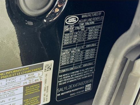 Used 2026 Land Rover Range Rover Velar Dynamic SE image 33