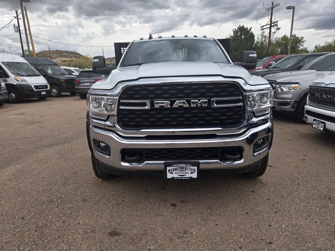 Used 2023 RAM 4500 SLT w/ Quick Order Package 27G SLT AWD/4WD image 3