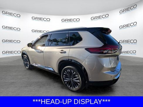 Certified 2024 Nissan Rogue Platinum w/ Platinum Premium Package FWD image 5