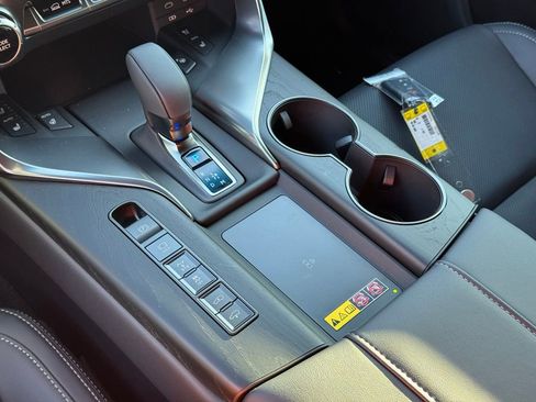 New 2025 Lexus LX 700h Luxury image 31