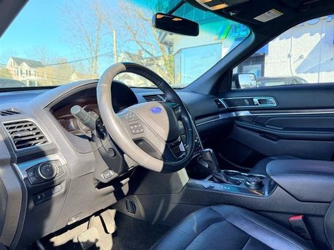 Used 2016 Ford Explorer Limited AWD/4WD image 10