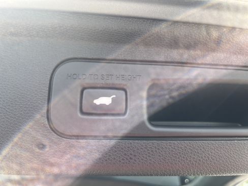 Used 2021 Honda Odyssey Elite image 12
