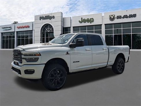New 2025 RAM 2500 Laramie image 8