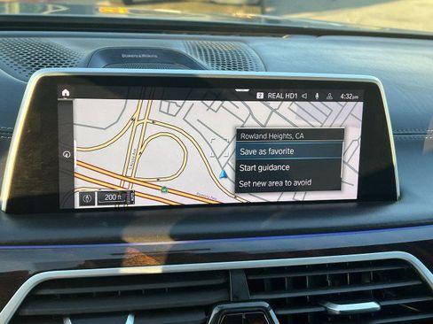 Used 2020 BMW 745e xDrive image 14