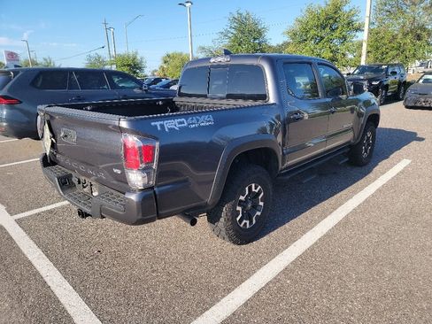 Certified 2023 Toyota Tacoma TRD Off-Road w/ Technology Package AWD/4WD image 3