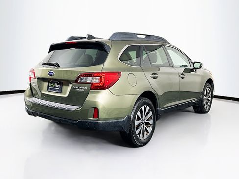 Used 2017 Subaru Outback 2.5i Limited w/ Popular Package #5 image 9