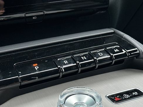 New 2025 Lincoln Navigator L Reserve w/ Jet Appearance Package image 22