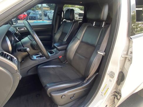 Used 2019 Jeep Grand Cherokee Altitude RWD image 15