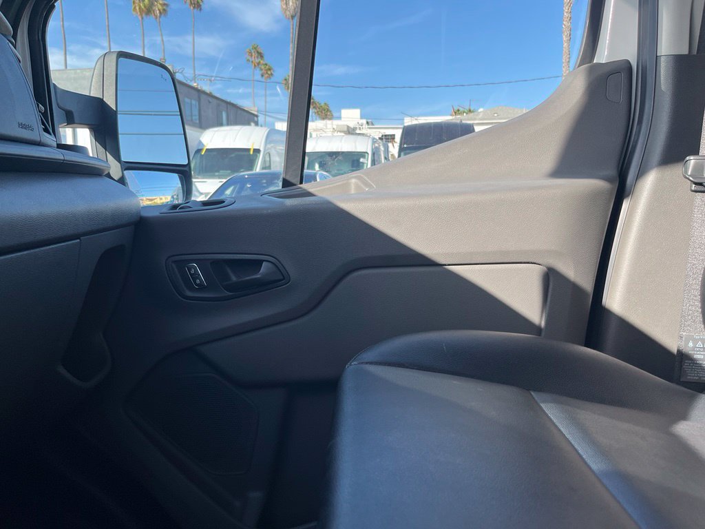 Used 2022 Ford E-Transit 148 High Roof w/ Load Area Protection Package RWD image 16