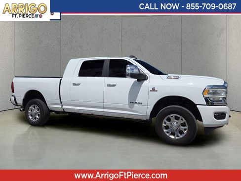 Used 2023 RAM 2500 Laramie AWD/4WD image 1