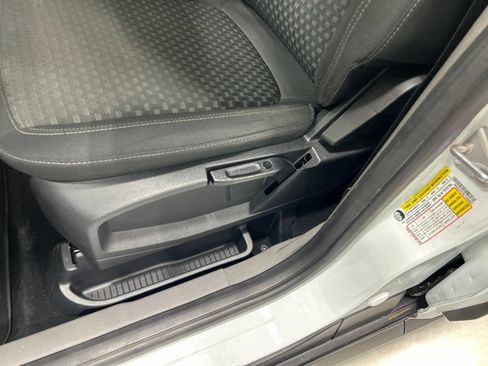 Certified 2020 Ford Transit Connect XLT FWD image 12