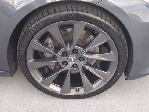 Used 2020 Tesla Model S Long Range image 26
