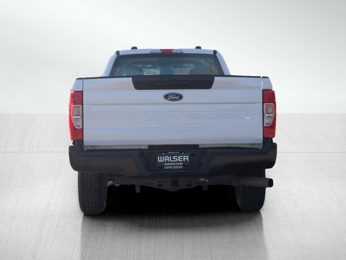 Used 2021 Ford F250 XL w/ Power Equipment Group RWD image 4
