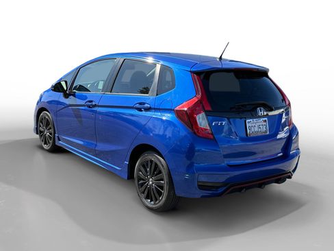 Used 2018 Honda Fit Sport image 3