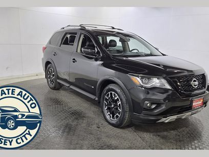 Used 2019 Nissan Pathfinder SL