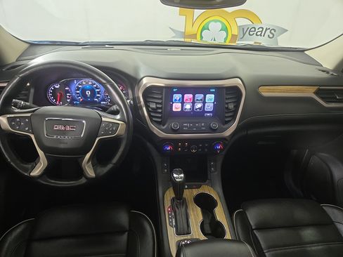 Certified 2017 GMC Acadia Denali w/ Technology Package AWD/4WD image 14