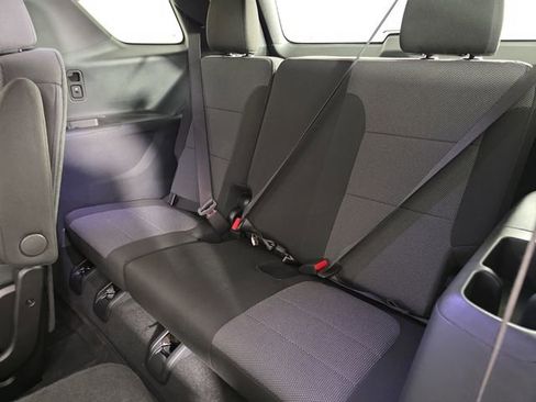 Certified 2024 Chevrolet Traverse LT w/ LPO, Floor Liner Package AWD/4WD image 20