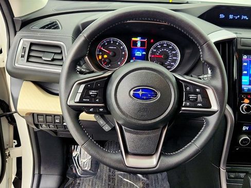 Used 2019 Subaru Ascent Premium image 13