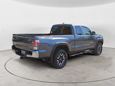 Used 2021 Toyota Tacoma TRD Off-Road w/ TRD Premium Off Road Package AWD/4WD image 5