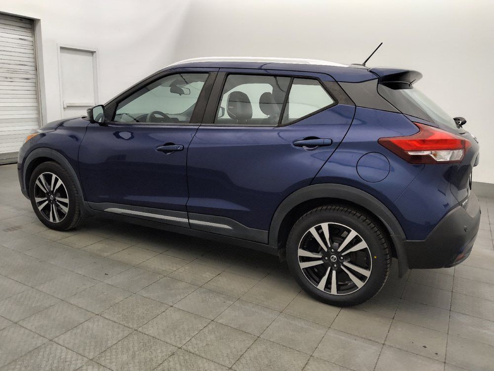 Used 2020 Nissan Kicks SR w/ SR Premium Package FWD image 3