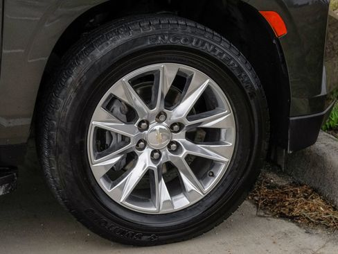 Used 2021 Chevrolet Tahoe Premier w/ Premium Package RWD image 62