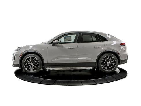 New 2026 Porsche Macan Electric RWD image 2