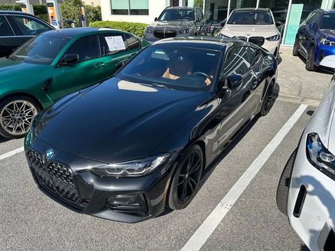 Used 2022 BMW 430i Coupe w/ M Sport Package image 2