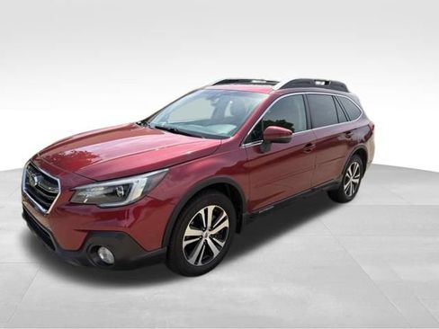 Used 2019 Subaru Outback 2.5i Limited w/ Protection Package #1 AWD/4WD image 8