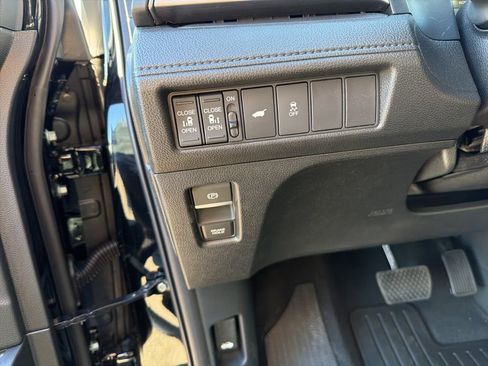 New 2026 Honda Odyssey EX-L image 18