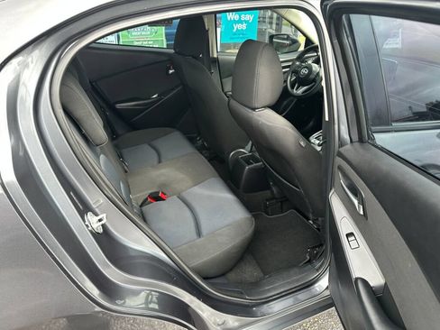 Used 2016 Scion iA FWD image 12