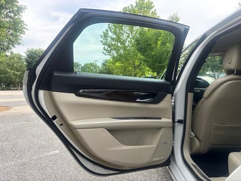 Used 2018 Cadillac CT6 2.0T RWD image 26