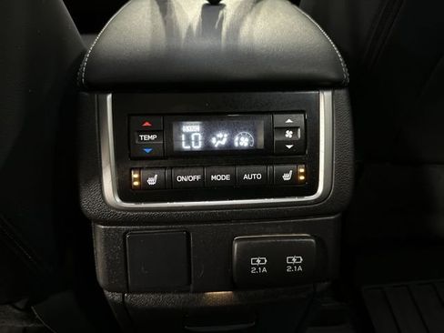 Used 2020 Subaru Ascent Limited w/ Technology Package AWD/4WD image 36