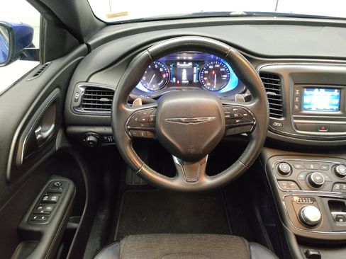 Used 2016 Chrysler 200 S FWD image 22