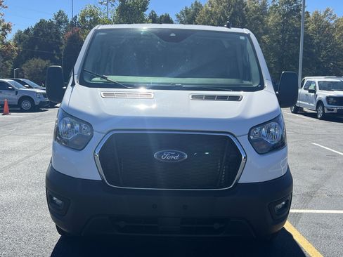 Used 2024 Ford Transit 250 Low Roof w/ Exterior Upgrade Package image 25