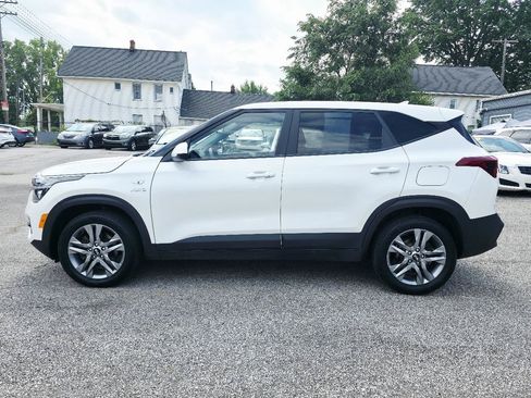 Used 2021 Kia Seltos LX AWD/4WD image 8
