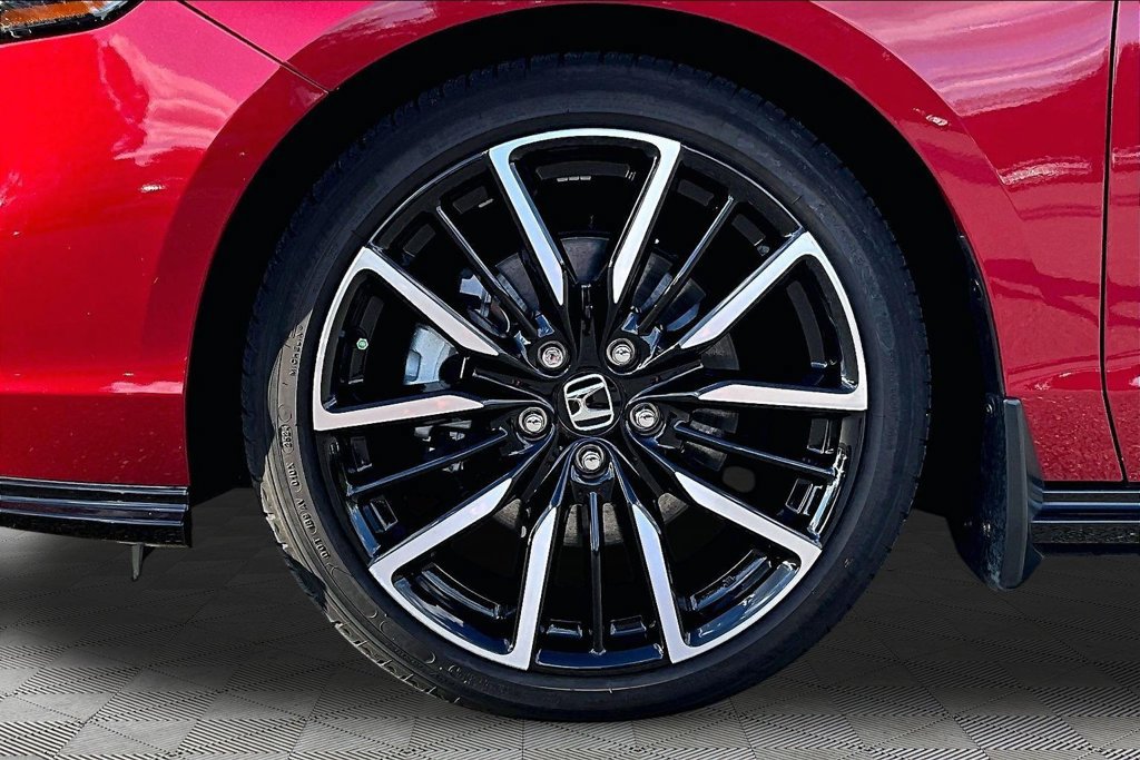 Used 2024 Honda Accord Touring image 24