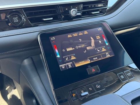 Certified 2026 INFINITI QX80 Luxe w/ Exterior Package image 10