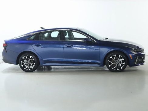 Used 2025 Kia K5 EX image 11