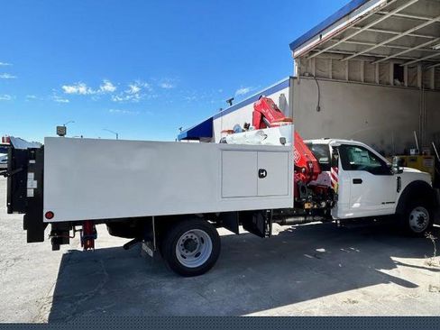 New 2022 Ford F550 4x4 Regular Cab Super Duty image 2