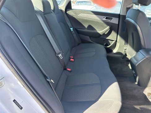 Used 2019 Hyundai Sonata SE image 11