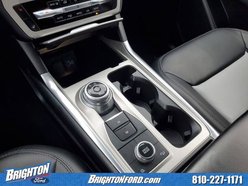 Certified 2022 Ford Explorer XLT w/ Equipment Group 202A image 28