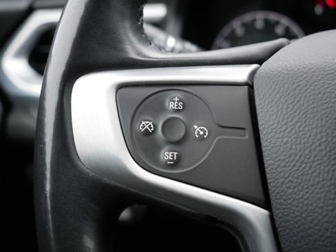 Used 2017 GMC Acadia SLE image 28