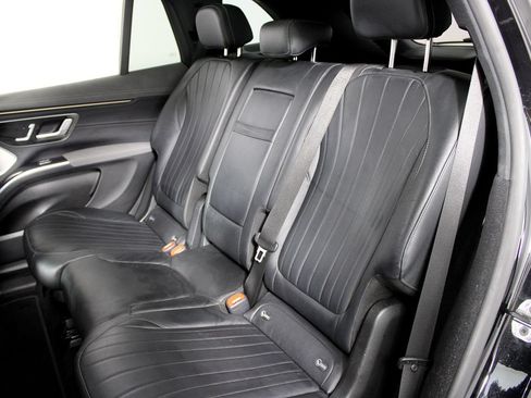 Used 2023 Mercedes-Benz EQS 450+ SUV image 31