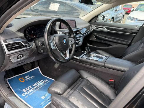 Used 2020 BMW 740i RWD image 10