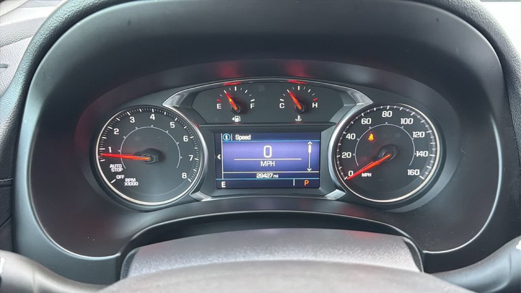 Used 2022 GMC Terrain SLE w/ Driver Convenience Package FWD image 18