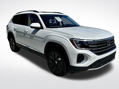 New 2026 Volkswagen Atlas SE image 2